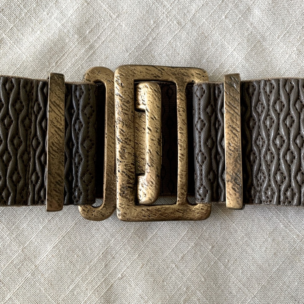 Suzi Roher Quilted stretch leather belt with brass clasp